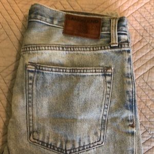 Mens jeans size 32/30 straight fit. Lands End
